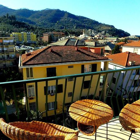 A Casa Di Cecilia!! Lägenhet Levanto Exteriör bild